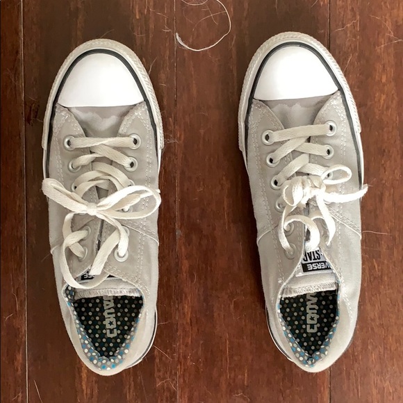 Low top converse - Picture 1 of 1
